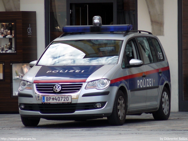 Volkswagen Touran, fotó: Döbrentei Balázs
Keywords: osztrák Ausztria rendőr rendőrautó rendőrség BP40720 police policecar Austria