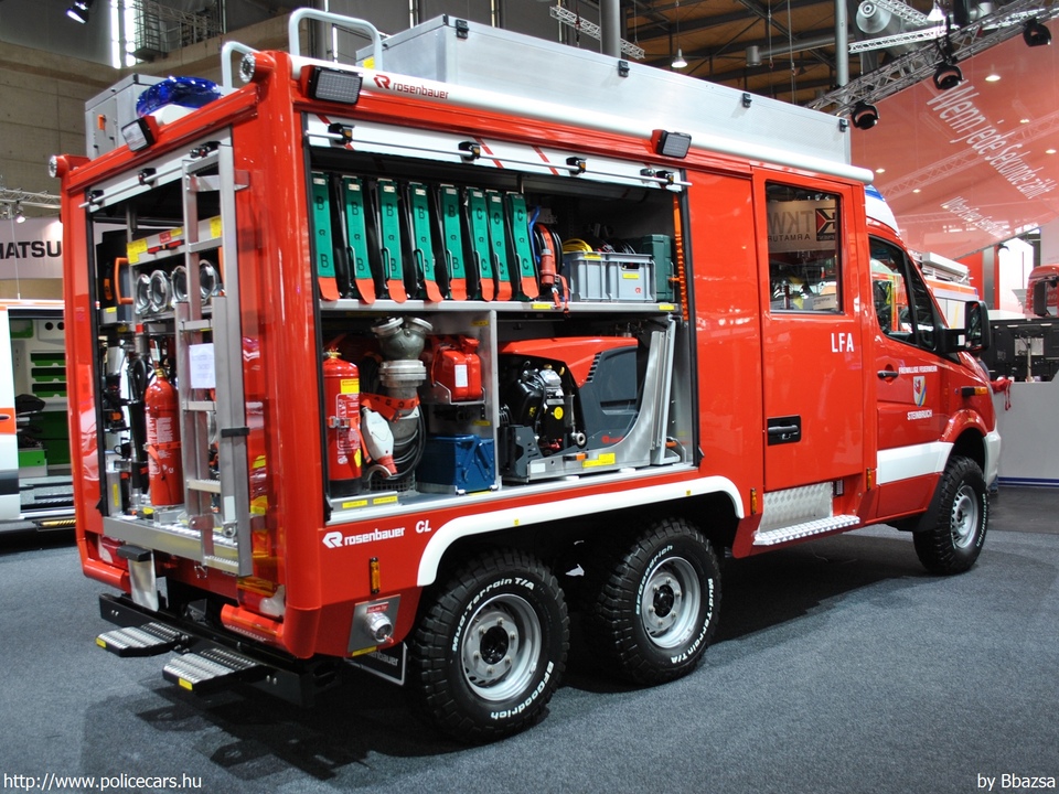 Mercedes Sprinter II facelift, fotó: Bbazsa
Keywords: Ausztria osztrák tûzoltó tûzoltóautó tûzoltóság fire firetruck austrian Austria