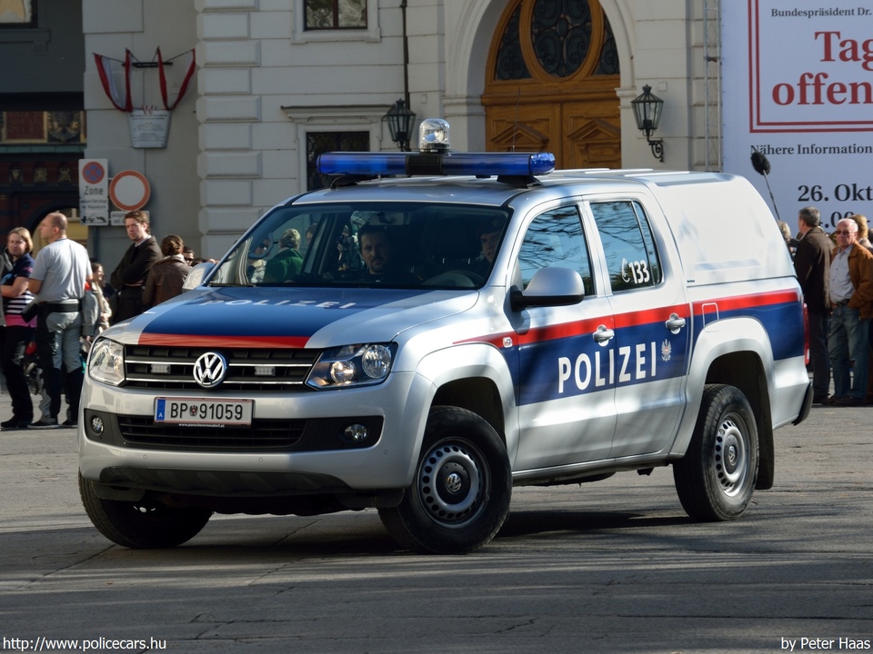 Volkswagen Amarok, fotó: Peter Haas
Keywords: osztrák Ausztria rendőr rendőrautó rendőrség BP-91059 police policecar Austria