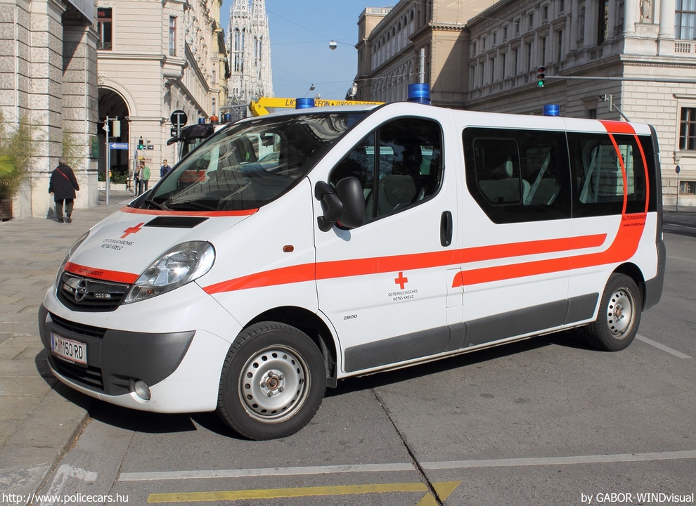 Opel Movano, Österreichisches Rotes Kreuz, fotó: GABOR-WINDvisual
Keywords: osztrák Ausztria mentő mentőautó ambulance austrian Austria