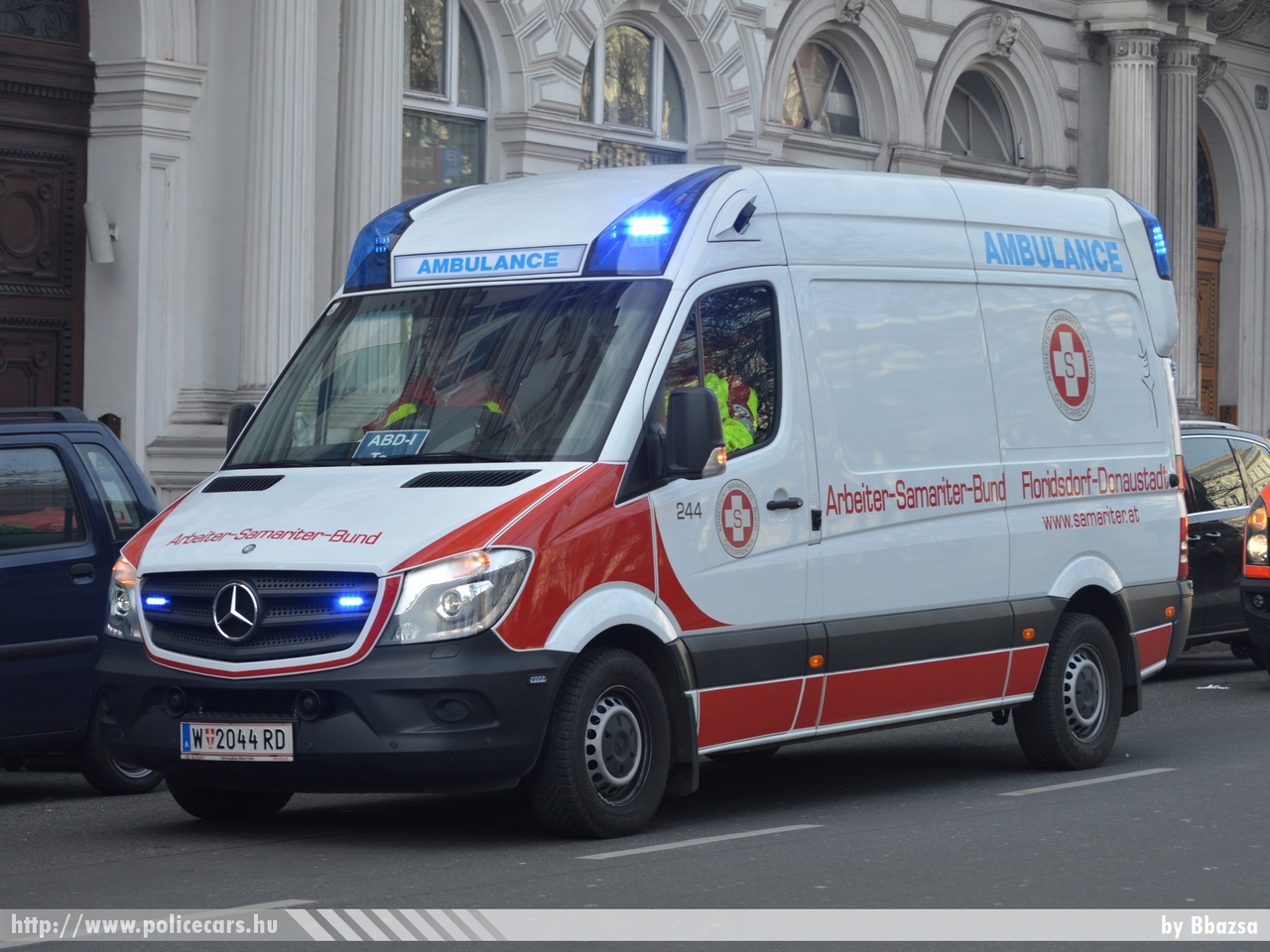 Mercedes Sprinter II facelift, ASB, fotó: Bbazsa
Keywords: osztrák Ausztria mentő mentőautó ambulance Austria austrian