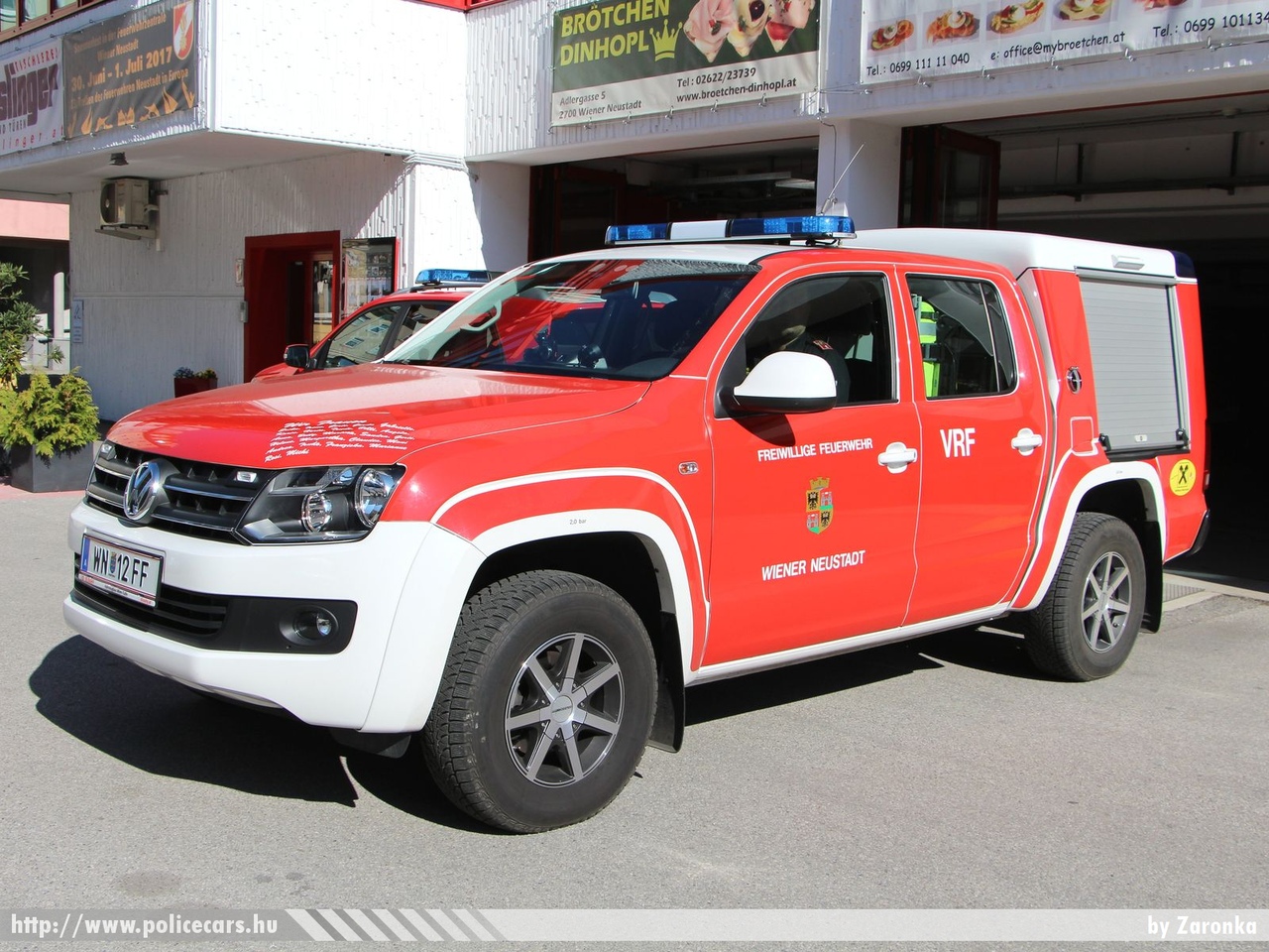 Volkswagen Amarok, Wiener Neustadt, fotó: Zaronka 
Keywords: Ausztria osztrák tûzoltó tûzoltóautó tûzoltóság 