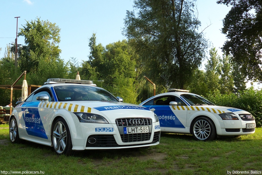Audi TTS, Audi TT, fotó: Döbrentei Balázs
Keywords:  RB40-46 rendőrség rendőr rendőrautó magyar Magyarország LHT-585 police policecar Hungary hungarian