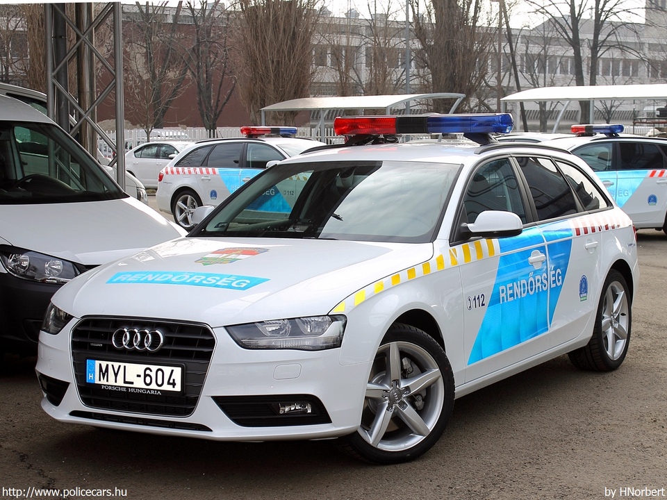 Audi A4 Avant 3.0 TFSI quattro, fotó: HNorbert
Keywords: rendőr rendőrautó rendőrség magyar Magyarország MYL-604 police policecar Hungary hungarian