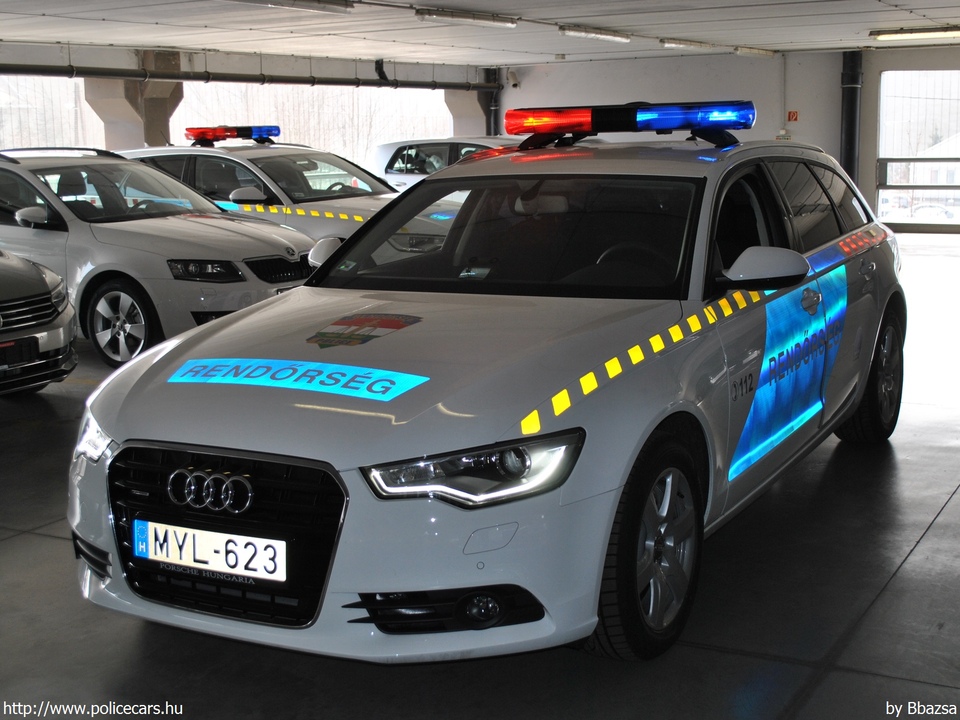 Audi A6 Avant V6 3.0 TDI quattro, fotó: Bbazsa
Keywords: rendőr rendőrautó rendőrség magyar Magyarország MYL-623 police policecar Hungary hungarian