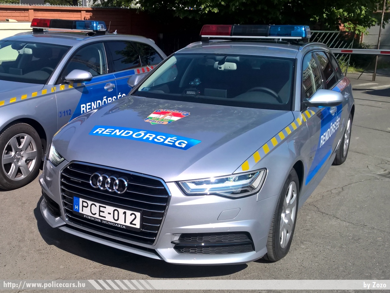 Audi A6 Avant quattro, fotó: Zozo
Keywords: rendőr rendőrautó rendőrség magyar Magyarország PCE-012 police policecar Hungary hungaria