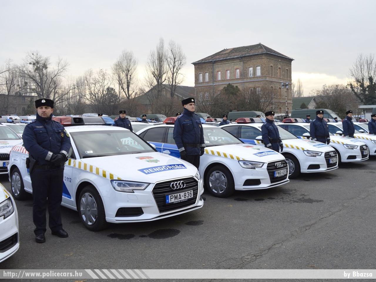 Audi A3 Limousine TFSI, fotó: Bbazsa
Keywords: PMA-836 PMA-453 rendőr rendőrautó rendőrség magyar Magyarország police policecar Hungary hungarian