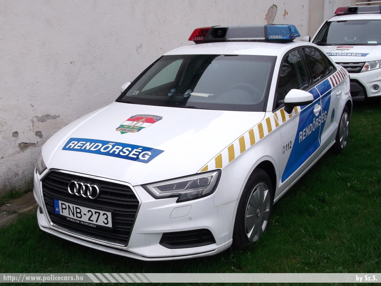 Audi A3 Limousine TFSI, fotó: Sz.S.
Keywords: rendőr rendőrautó rendőrség magyar Magyarország police policecar Hungary hungarian PNB-273