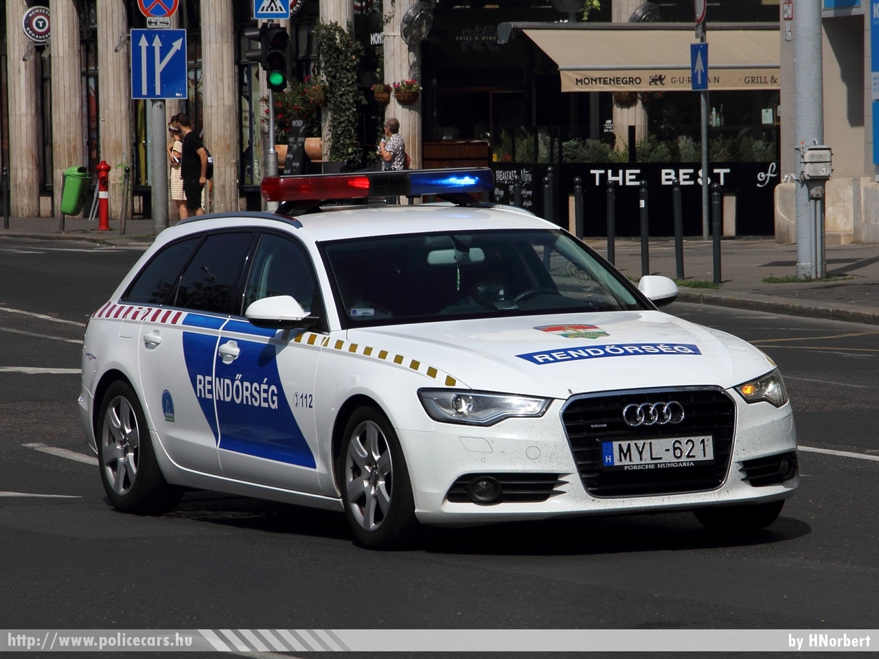 Audi A6 Avant V6 3.0 TDI quattro, fotó: HNorbert
Keywords: rendőr rendőrautó rendőrség magyar Magyarország police policecar Hungary hungarian MYL-621