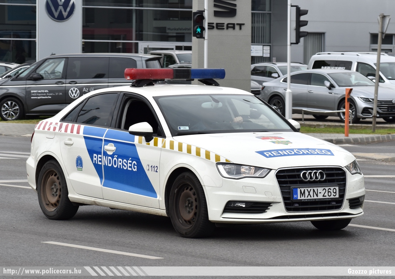 Audi A3 Limousine TFSI, fotó: Gzozzo pictures
Keywords: rendőr rendőrautó rendőrség magyar Magyarország police policecar Hungary hungarian MXN-269