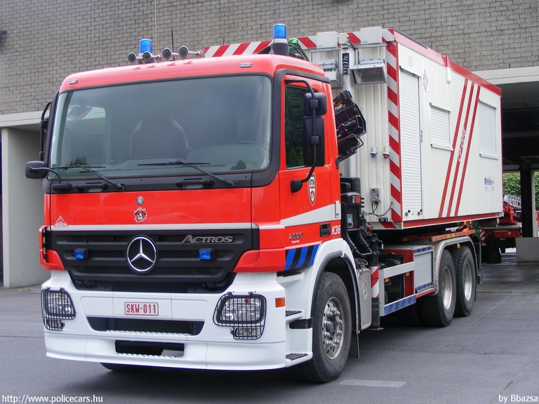 Mercedes Actros, fotó: Bbazsa
Keywords: tûzoltó tûzoltóautó tûzoltóság belga Belgium
