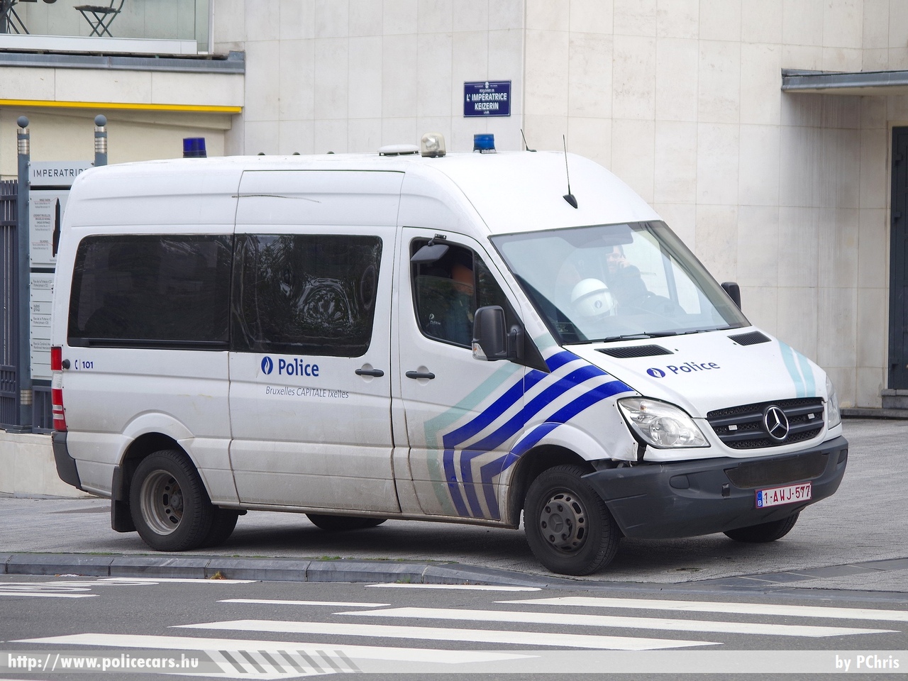 Mercedes-Benz Sprinter II, Brüsszel, fotó: PChris
Keywords: belga Belgium rendőr rendőrautó rendőrség belgian police policecar