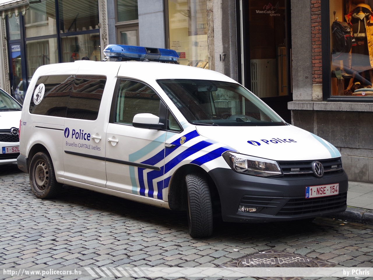 Volkswagen Caddy, Brüsszel, fotó: PChris
Keywords: belga Belgium rendőr rendőrautó rendőrség belgian police policecar