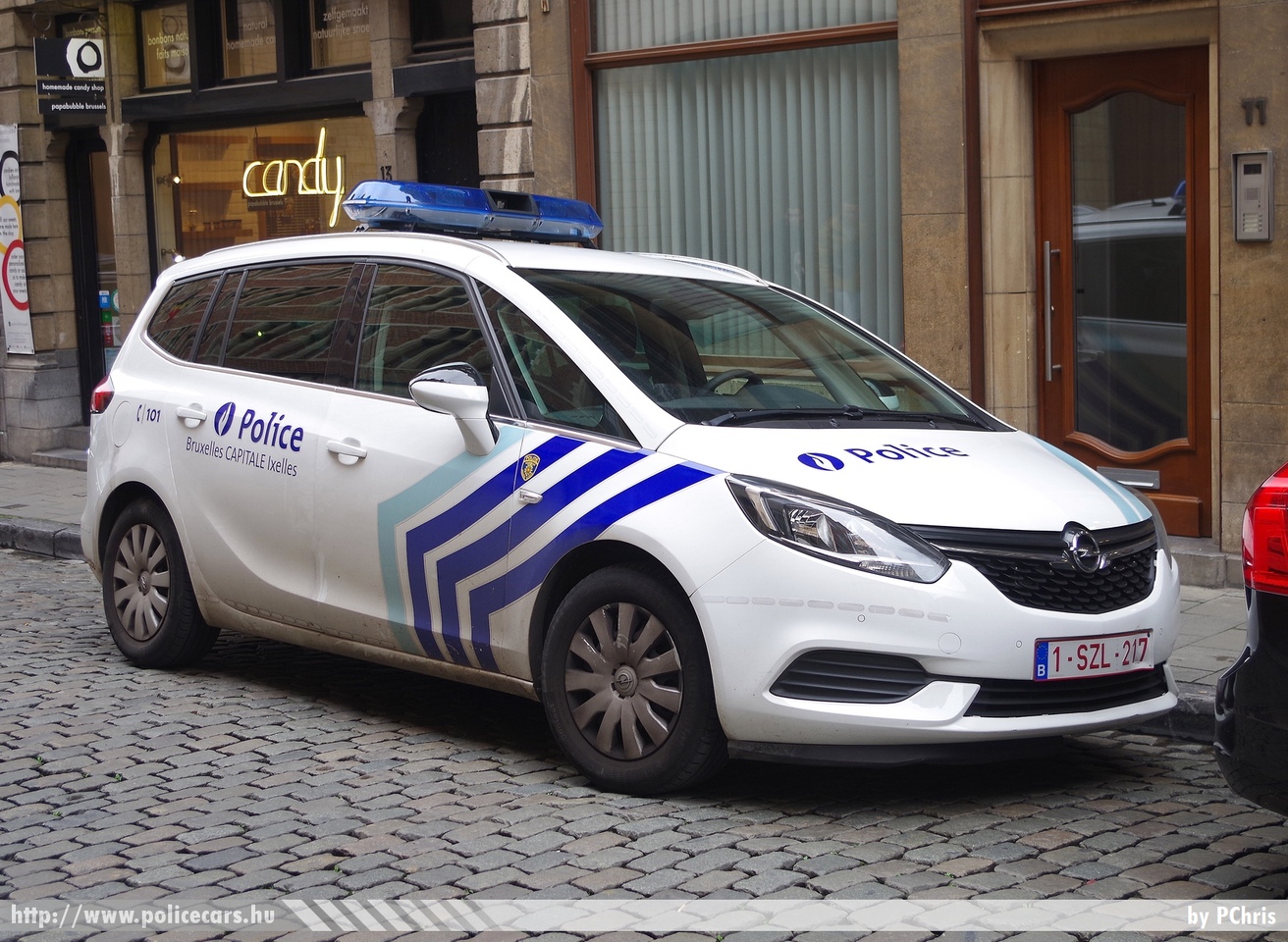 Opel Zafira, Brüsszel, fotó: PChris
Keywords: belga Belgium rendőr rendőrautó rendőrség belgian police policecar