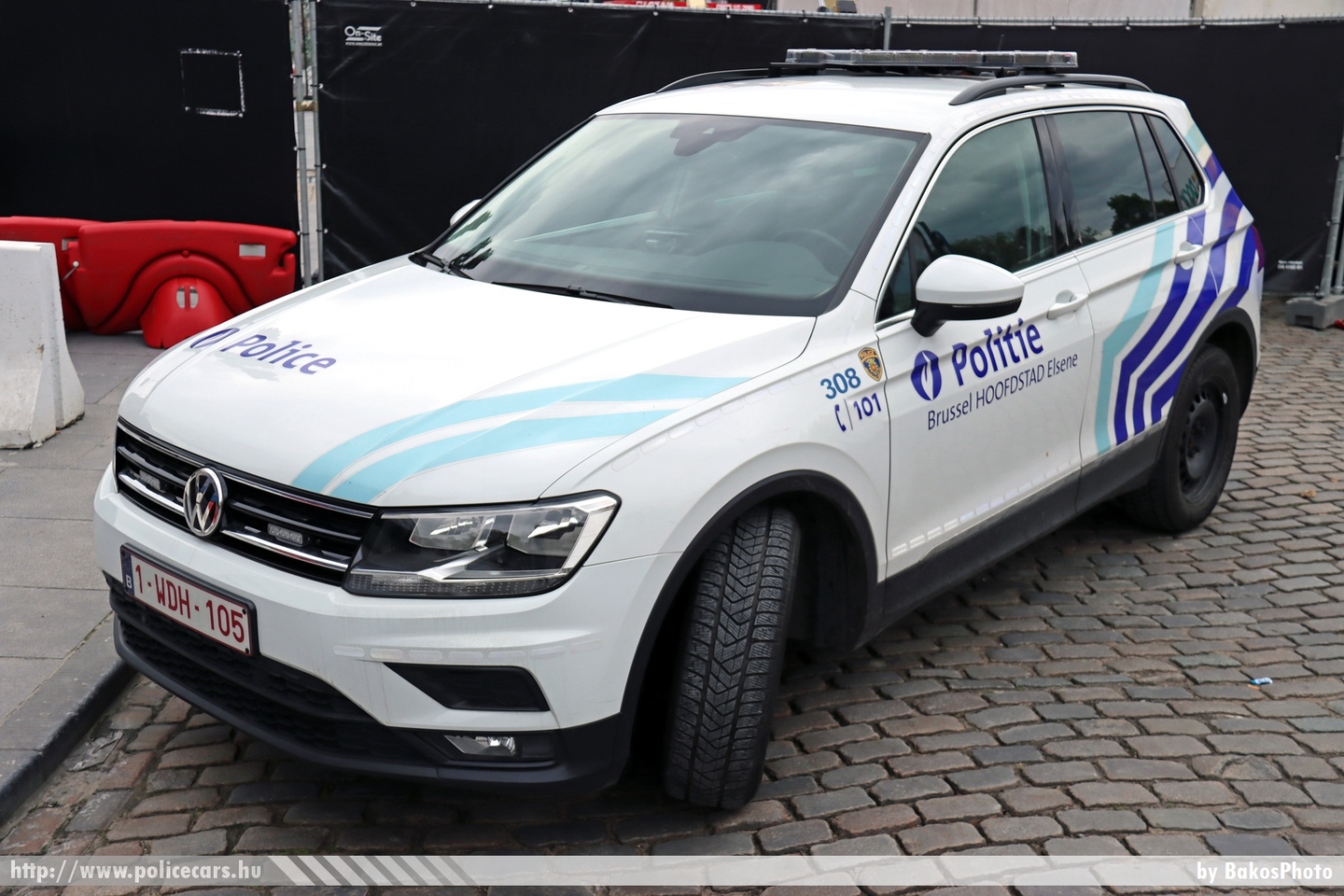Volkswagen Tiguan, Politie Brussel Hoofstad Elsene - Police Bruxelles Capitale Ixelles, fotó: BakosPhoto
Keywords: belga Belgium rendőr rendőrautó rendőrség belgian police policecar