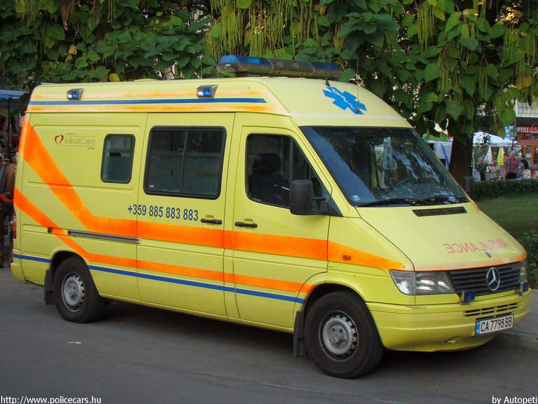 Mercedes Sprinter, fotó: Autopeti
Keywords: mentő mentőautó Bulgária bolgár