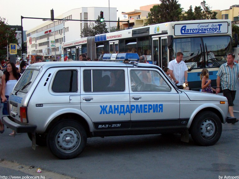 Lada VAZ 2131 Niva, fotó: Autopeti
Keywords: rendőr rendőrautó rendőrség Bulgária bolgár