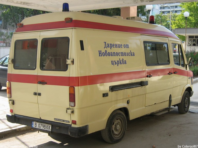 Mercedes-Benz 310, fotó: Colargol87
Keywords: mentő mentőautó Bulgária bolgár