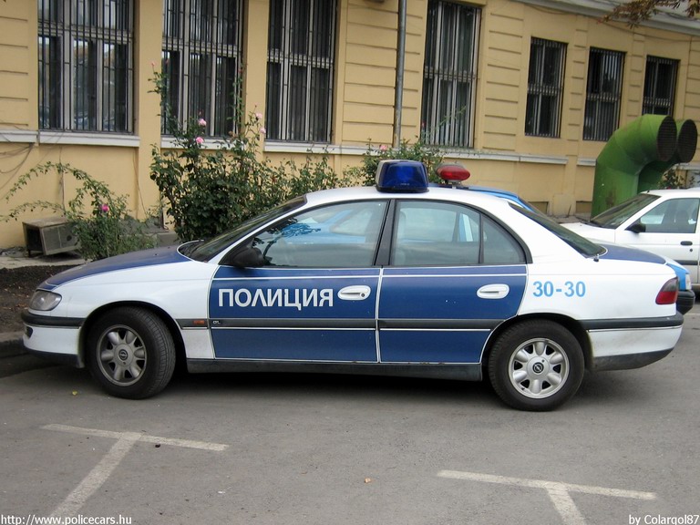 Opel Omega, fotó: Colargol87
Keywords: rendőr rendőrautó rendőrség Bulgária bolgár