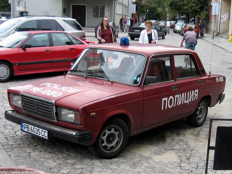 Lada VAZ 2107, fotó: Colargol87
Keywords: rendőr rendőrautó rendőrség Bulgária bolgár