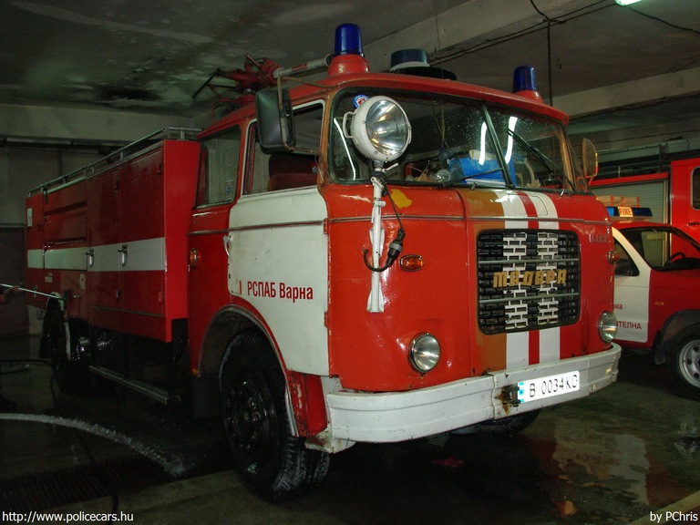 Liaz-Madara 706, fotó: PChris
Keywords: tûzoltó tûzoltóautó tûzoltóság Bulgária bolgár