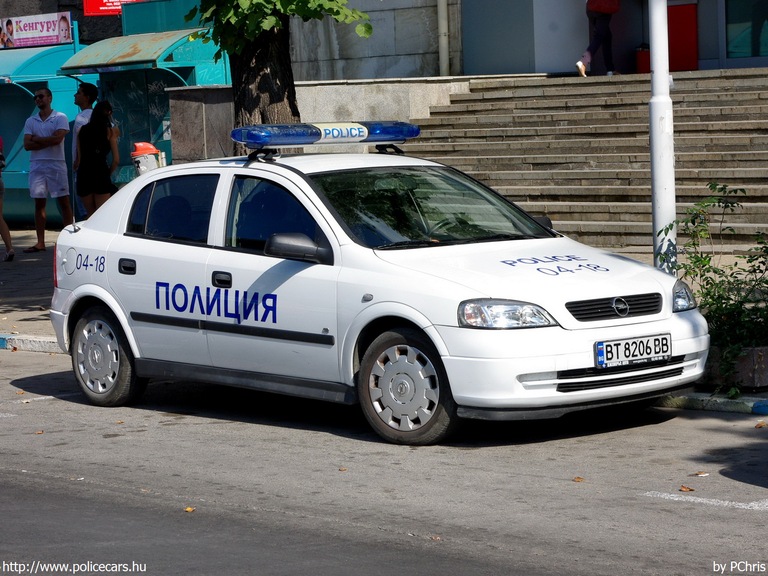 Opel Astra G, fotó: PChris
Keywords: rendőr rendőrautó rendőrség Bulgária bolgár