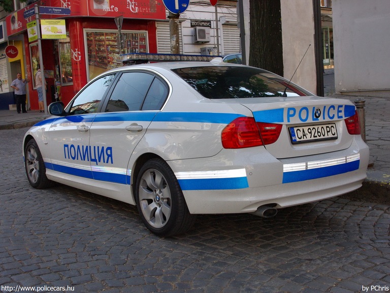 BMW 3, fotó: PChris
Keywords: rendőr rendőrautó rendőrség Bulgária bolgár