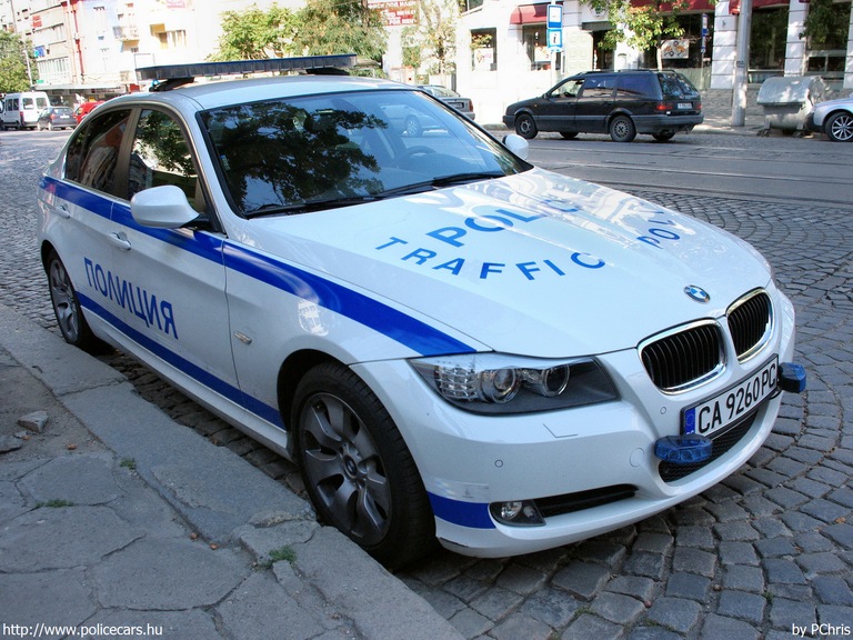 BMW 3, fotó: PChris
Keywords: rendőr rendőrautó rendőrség Bulgária bolgár
