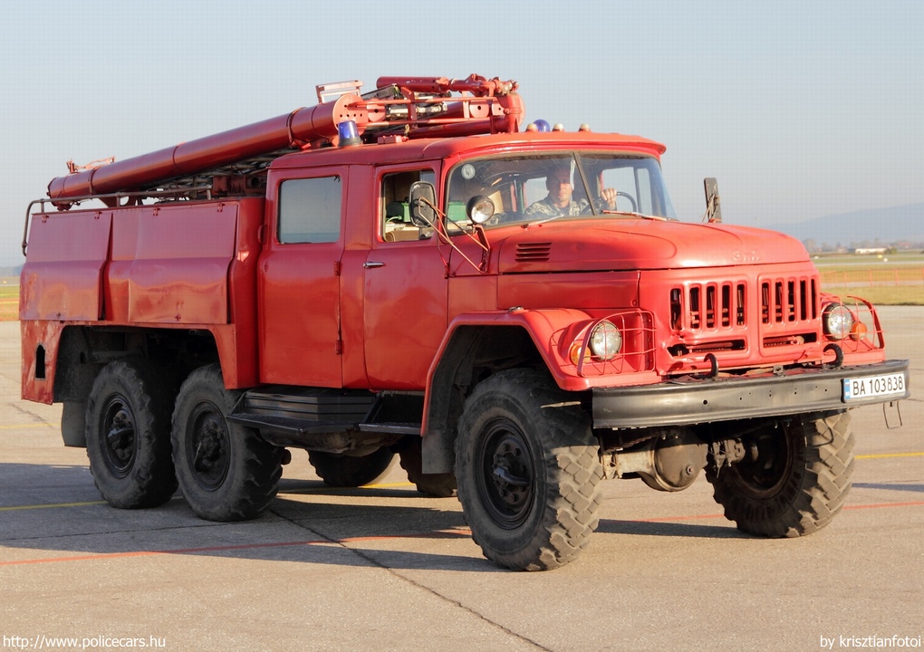 ZIL 131 AC-40, fotó: krisztianfotoi
Keywords: bolgár Bulgária tûzoltó tûzoltóautó tûzoltóság katonai