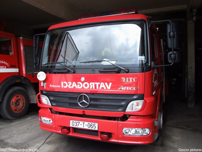 Mercedes Atego, fotó: Gzozzo pictures
Keywords: Bosznia-Hercegovina bosnyák boszniai tûzoltó tûzoltóautó tûzoltóság