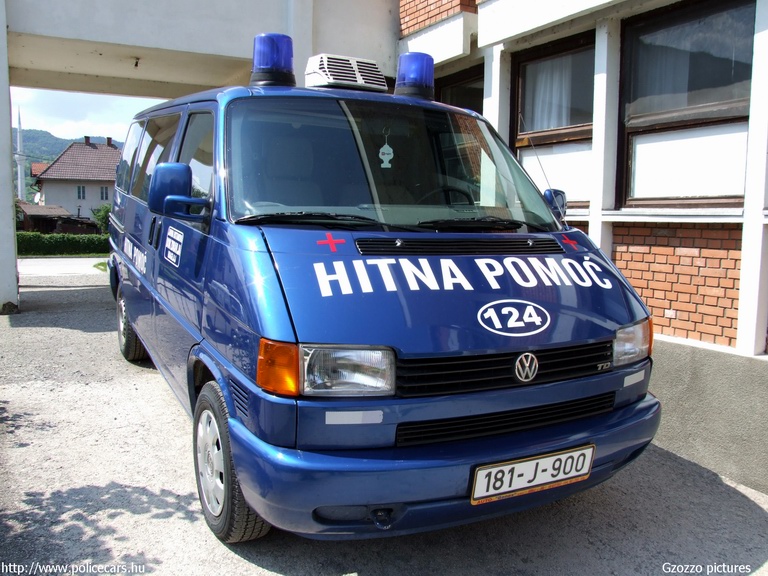 Volkswagen Transporter T4, fotó: Gzozzo pictures
Keywords: Bosznia-Hercegovina bosnyák boszniai mentő mentőautó