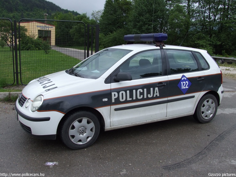 Volkswagen Polo, fotó: Gzozzo pictures
Keywords: Bosznia-Hercegovina bosnyák rendőr boszniai rendőrautó rendőrség