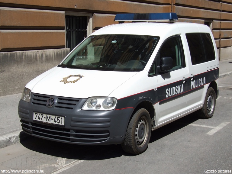 Volkswagen Caddy, fotó: Gzozzo pictures
Keywords: Bosznia-Hercegovina rendőr rendőrautó rendőrség