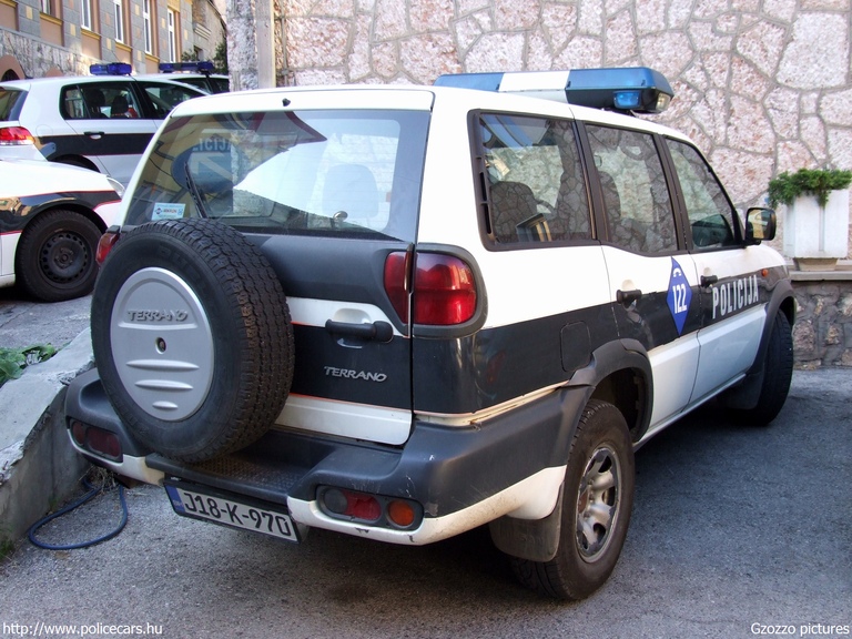 Nissan Terrano, Policija, MUP Kantona Sarajevo, fotó: Gzozzo pictures
Keywords: Bosznia-Hercegovina rendőr rendőrautó rendőrség