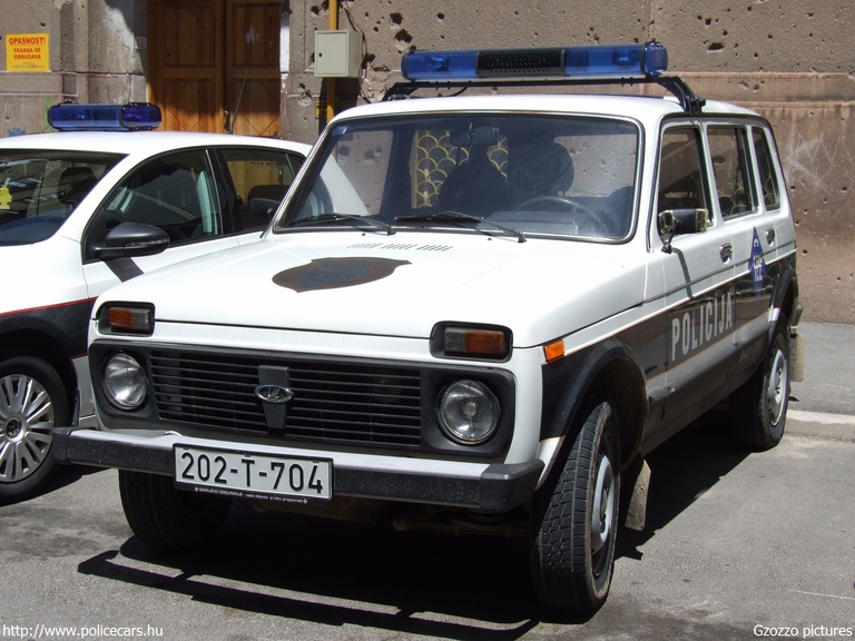 Lada VAZ 2131 Niva, fotó: Gzozzo pictures
Keywords: Bosznia-Hercegovina rendőr rendőrautó rendőrség
