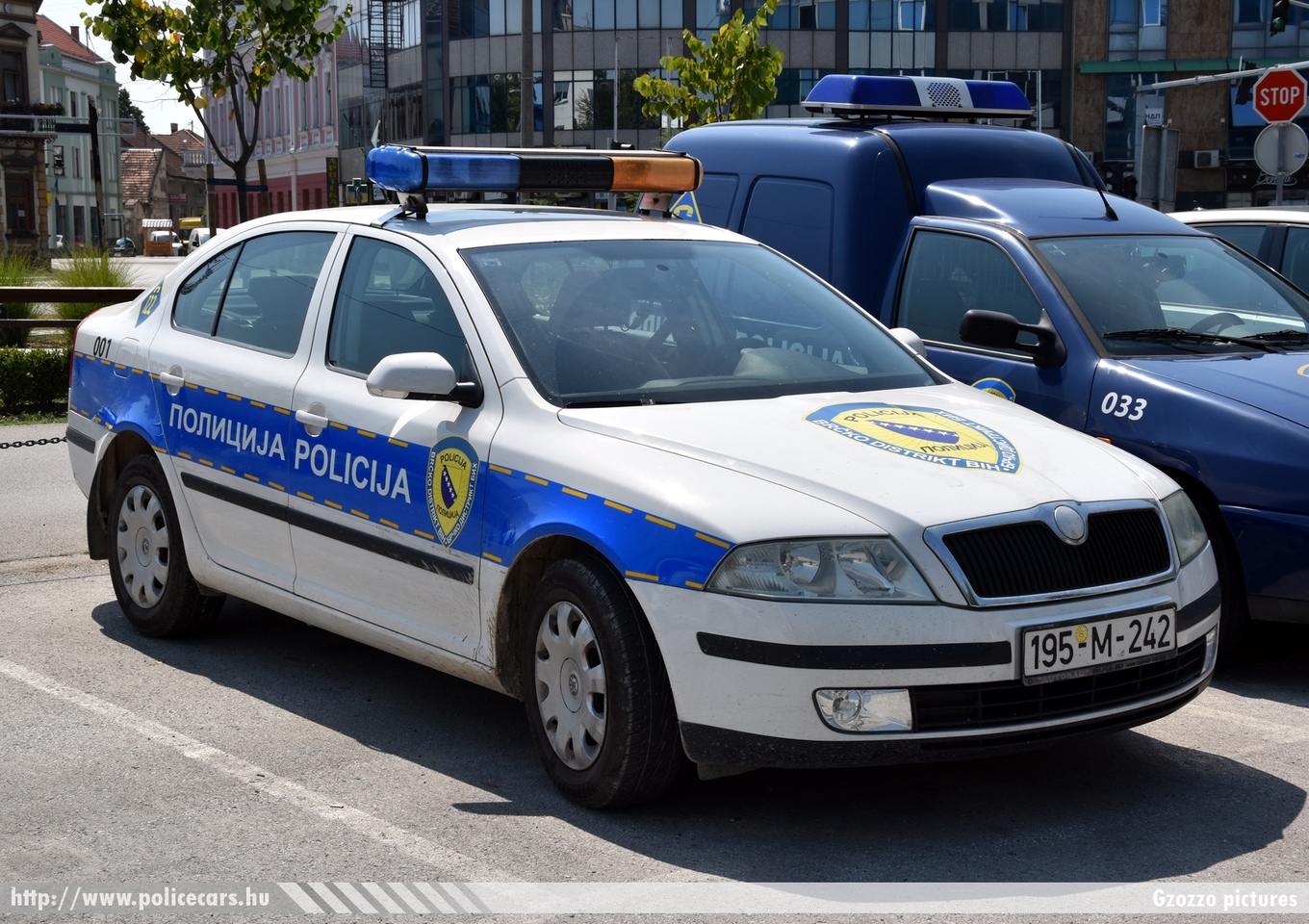 Skoda Octavia II, Brcko, fotó: Gzozzo pictures
Keywords: Bosznia-Hercegovina rendőr rendőrautó rendőrség bosnia bosnia-herzegovina police policecar