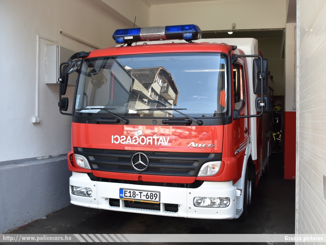 Mercedes Atego, Doboj, fotó: Gzozzo pictures
Keywords: Bosznia-Hercegovina tûzoltó tûzoltóautó tûzoltóság bosnia bosnia-herzegovina fire firetruck