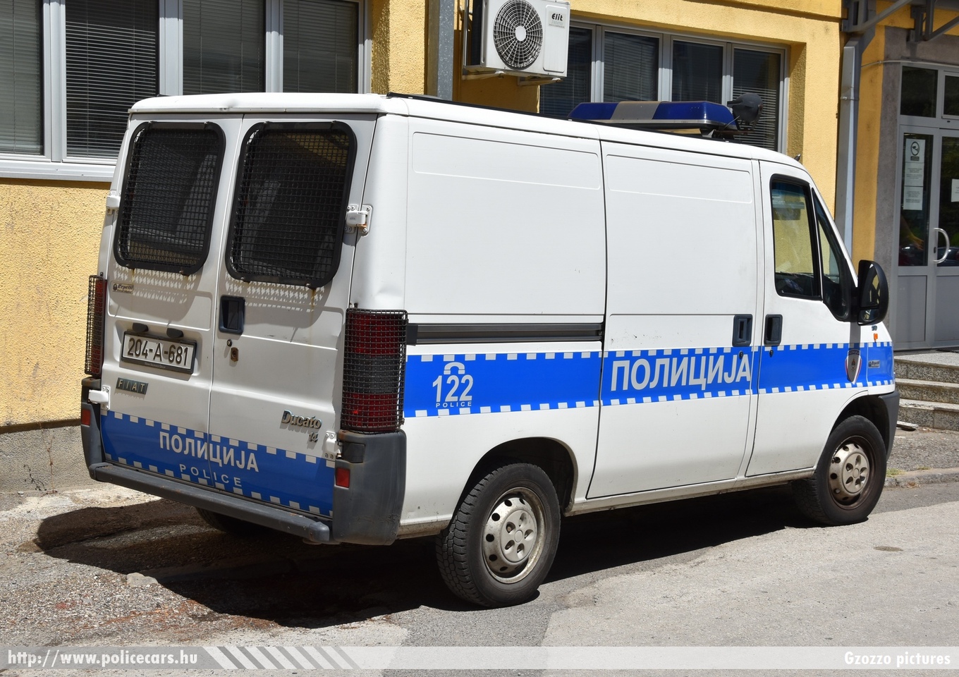 Fiat Ducato, fotó: Gzozzo pictures
Keywords: Bosznia-Hercegovina rendőr rendőrautó rendőrség bosnia bosnia-herzegovina police policecar