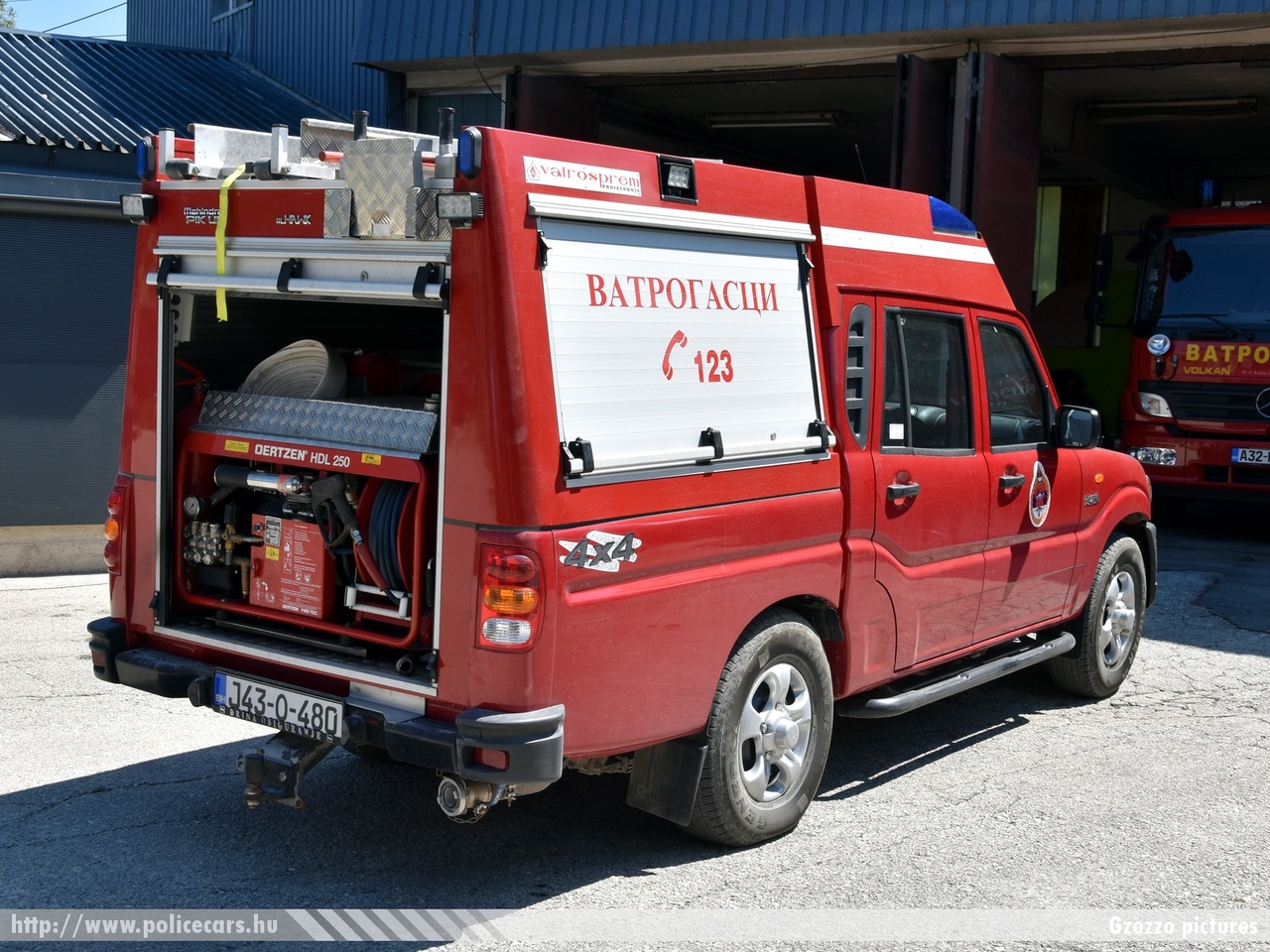 Mahindra Pik Up, Pale, fotó: Gzozzo pictures
Keywords: Bosznia-Hercegovina tûzoltó tûzoltóautó tûzoltóság bosnia bosnia-herzegovina fire firetruck