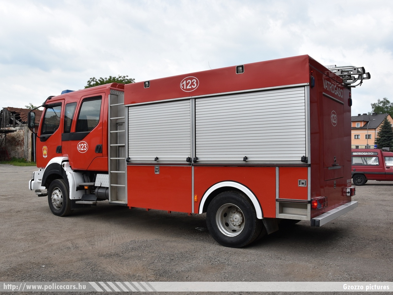 Renault Midlum, fotó: Gzozzo pictures
Keywords: Bosznia-Hercegovina tûzoltó tûzoltóautó tûzoltóság bosnia bosnia-herzegovina fire firetruck