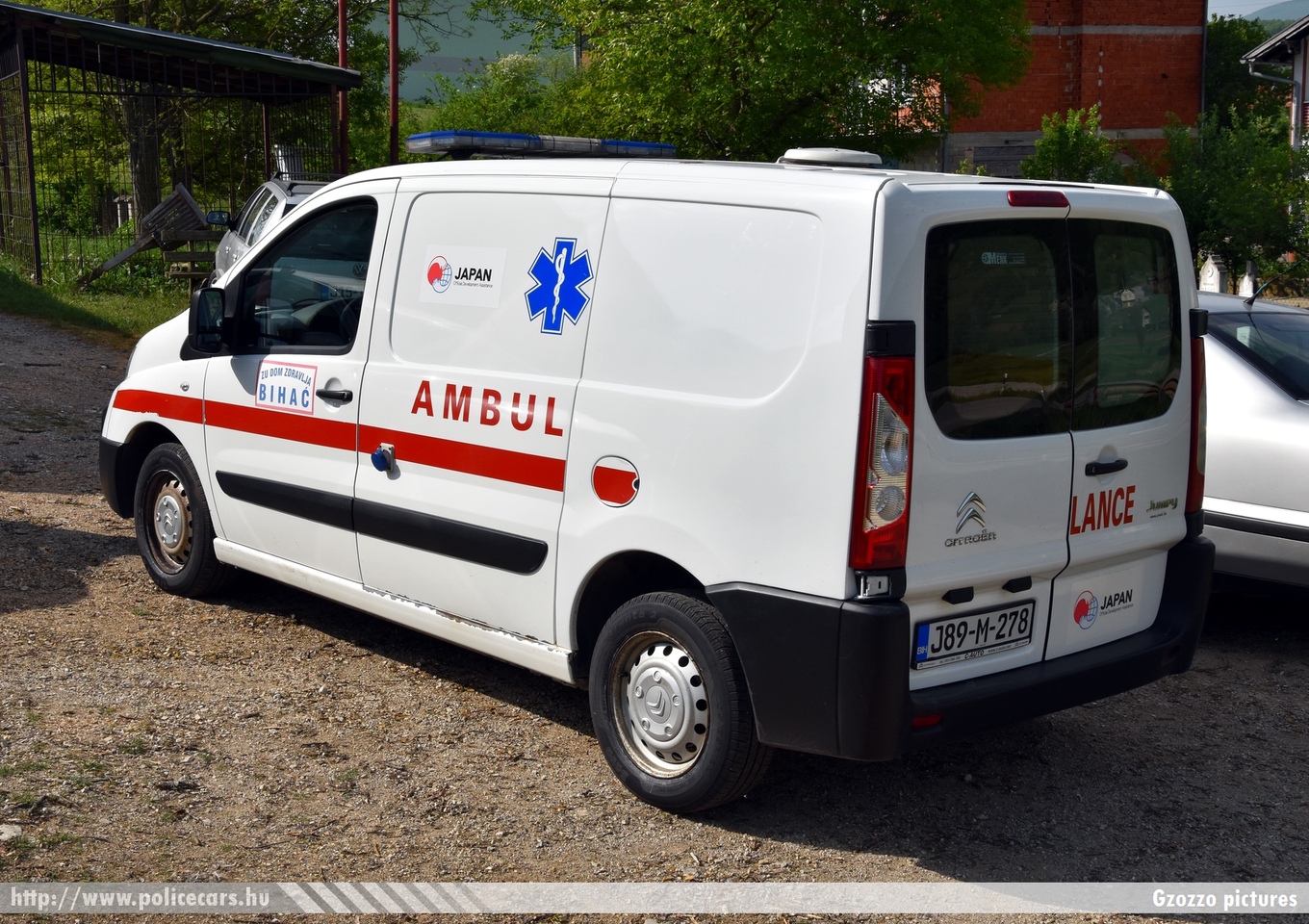 Citroen Jumpy, fotó: Gzozzo pictures
Keywords: Bosznia-Hercegovina mentő mentőautó bosnia bosnia-herzegovina ambulance bosnyák