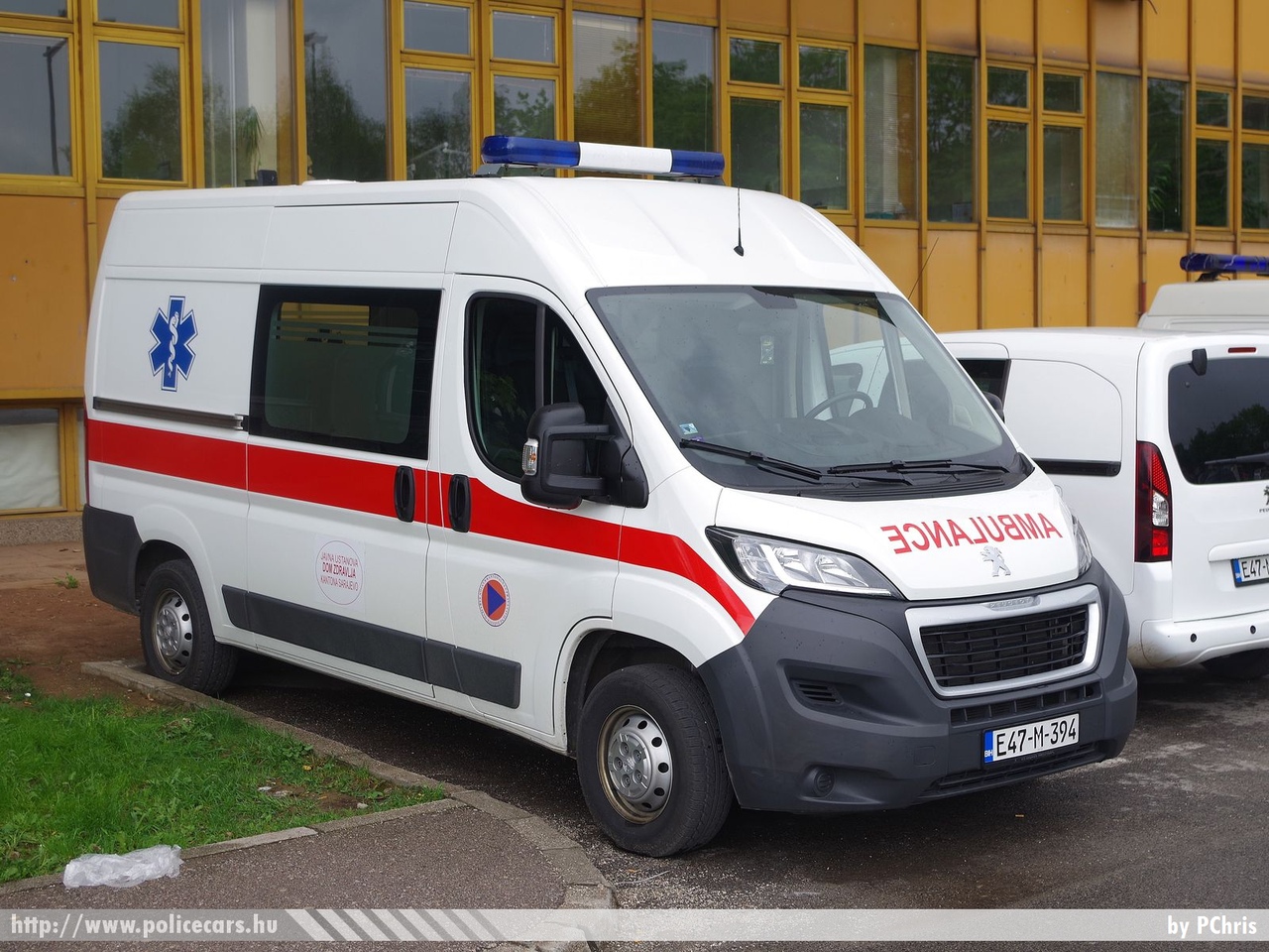 Peugeot Boxer, Sarajevo, fotó: PChris
Keywords: Bosznia-Hercegovina mentő mentőautó bosnia bosnia-herzegovina ambulance bosnyák