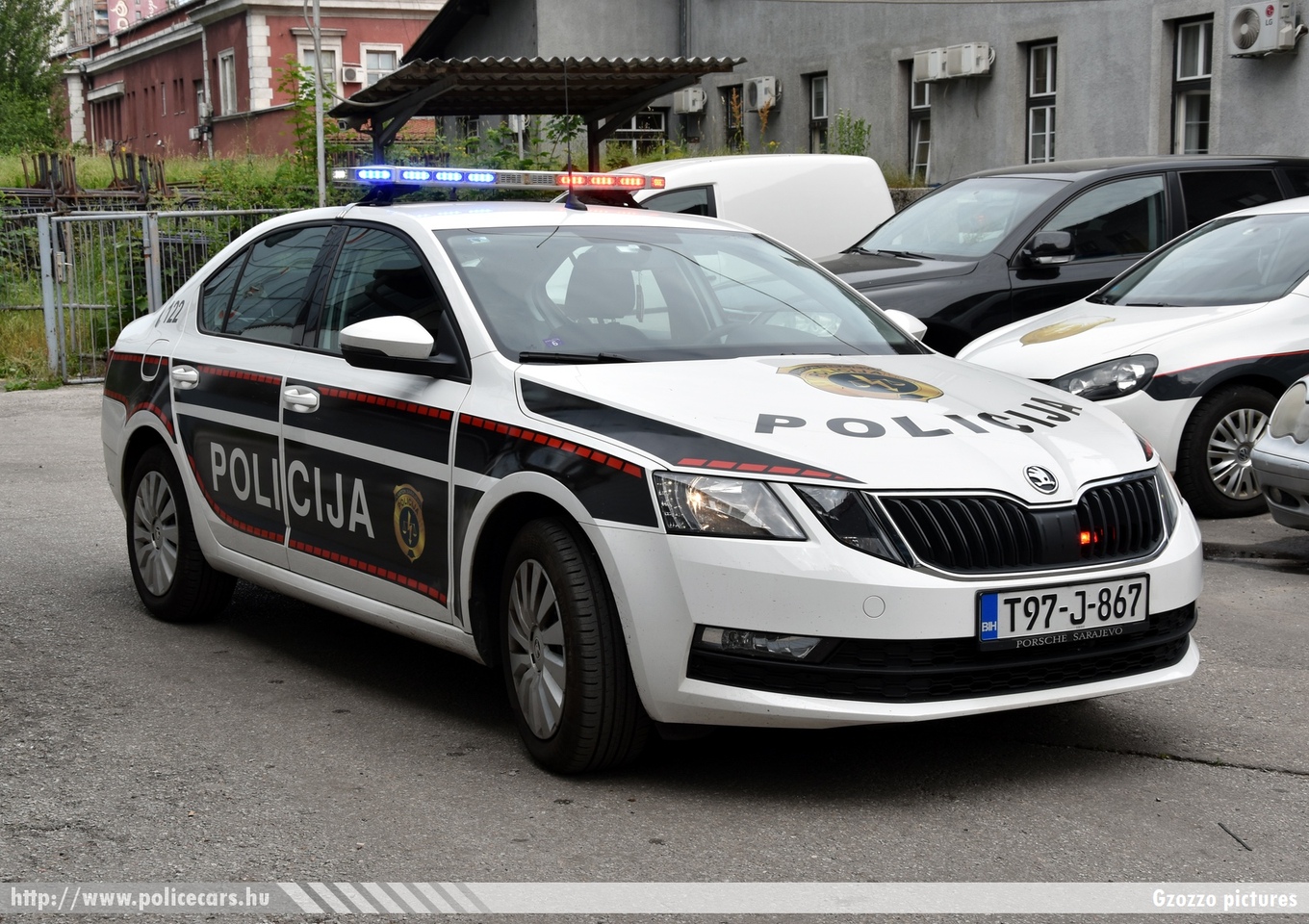 Skoda Octavia III facelift, Sarajevo, fotó: Gzozzo pictures
Keywords: Bosznia-Hercegovina bosnia bosnia-herzegovina bosnyák police policecar rendőrautó rendőr rendőrség