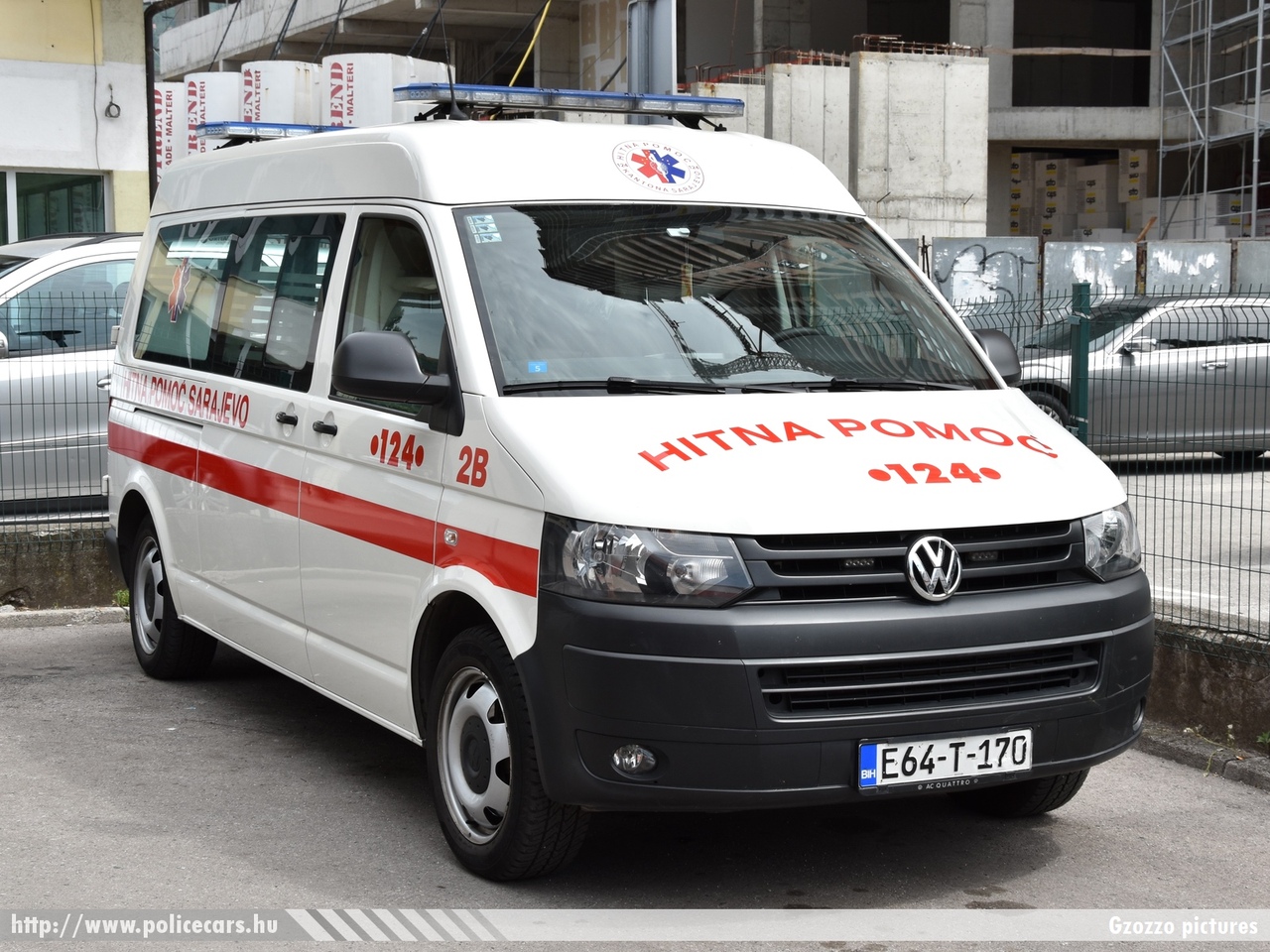 Volkswagen Transporter T5 facelift, Sarajevo, fotó: Gzozzo pictures
Keywords: Bosznia-Hercegovina mentő mentőautó bosnia bosnia-herzegovina ambulance bosnyák
