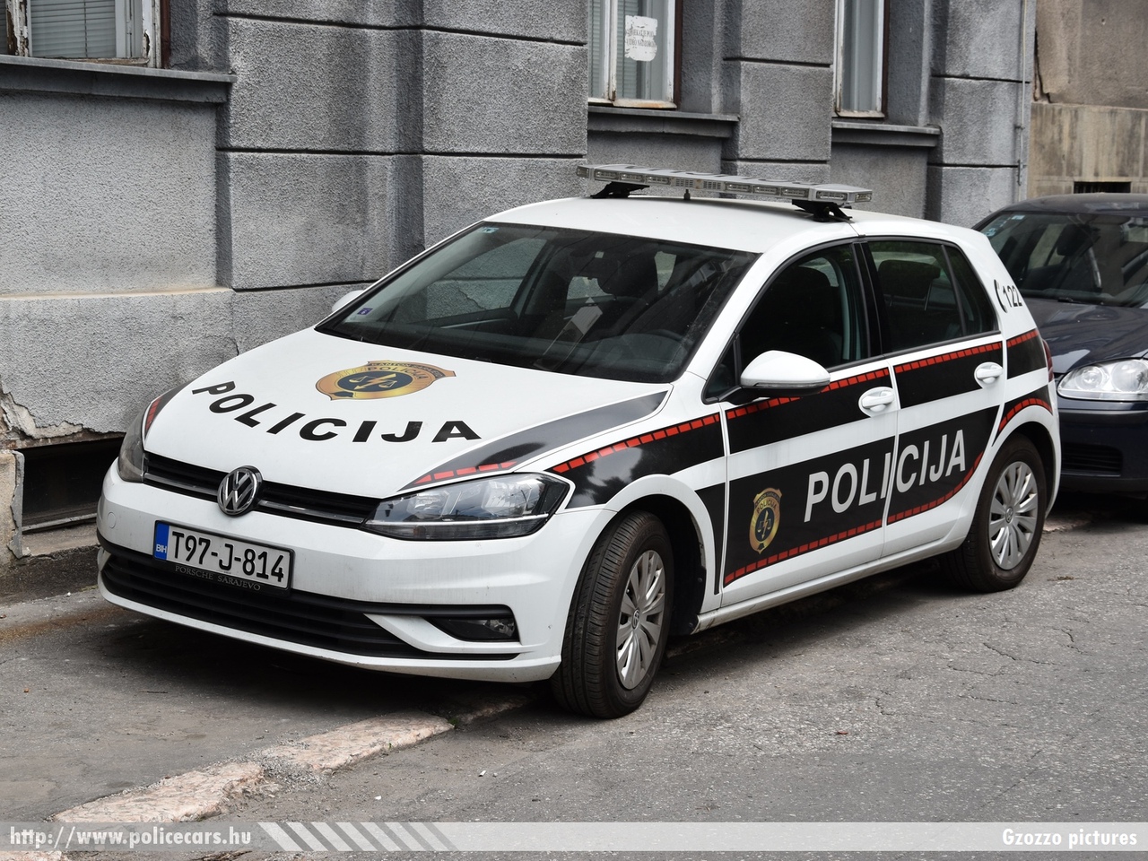 Volkswagen Golf VII, Sarajevo, fotó: Gzozzo pictures
Keywords: Bosznia-Hercegovina bosnia bosnia-herzegovina bosnyák police policecar rendőrautó rendőr rendőrség