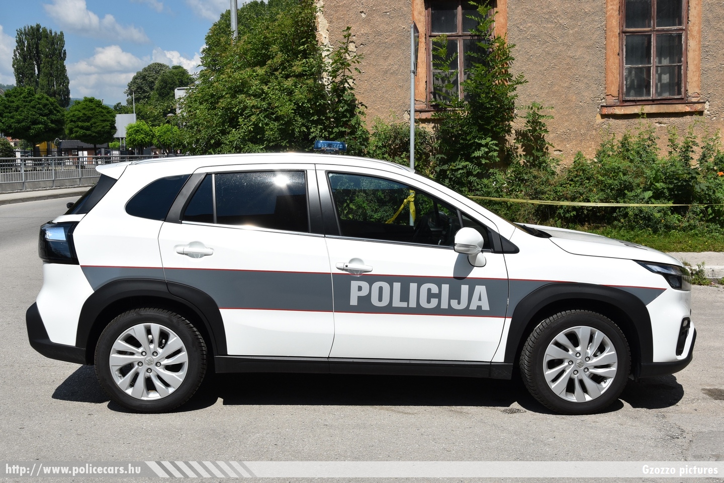 Suzuki S-Cross, Policija, MUP Srednjobosanski kanton/Kanton Središnja Bosna, fotó: Gzozzo pictures
Keywords: Bosznia-Hercegovina bosnia bosnia-herzegovina bosnyák police policecar rendőrautó rendőr rendőrség