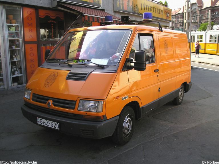 Renault Trafic, Budapesti Közlekedési Vállalat Zrt., fotó: Norbee
Keywords: BKV GHZ-520