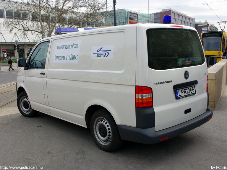 Volkswagen Transporter T5, Budapesti Közlekedési Vállalat Zrt., fotó: PChris
Keywords: BKV LPR-356