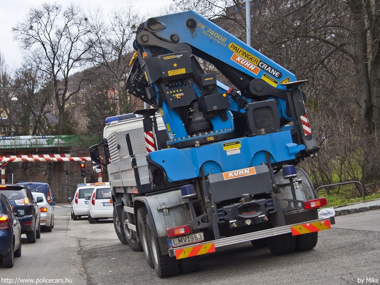 Volvo FM-400, Budapesti Közlekedési Vállalat Zrt., fotó: Mike
Keywords: BKV LMV-953