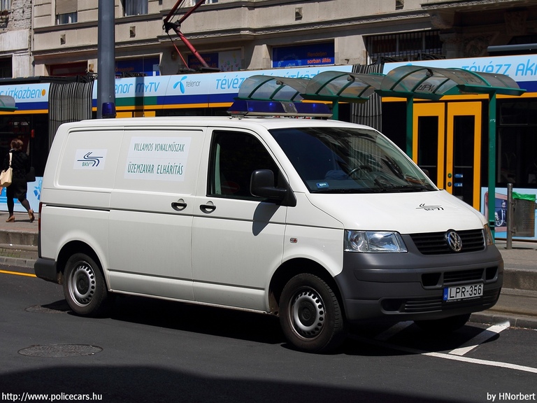 Volkswagen Transporter T5, Budapesti Közlekedési Vállalat Zrt., fotó: HNorbert
Keywords: BKV LPR-356